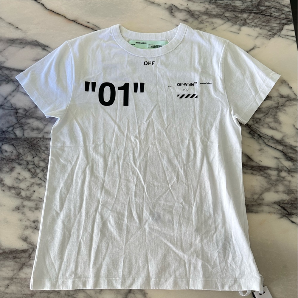 OFF-WHITE* ORIGINAL “01” TEE